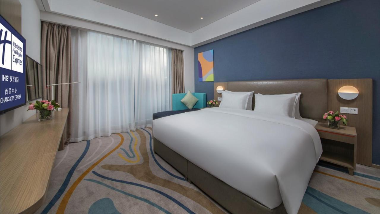 Holiday Inn Express - Xichang City Center By Ihg Zewnętrze zdjęcie