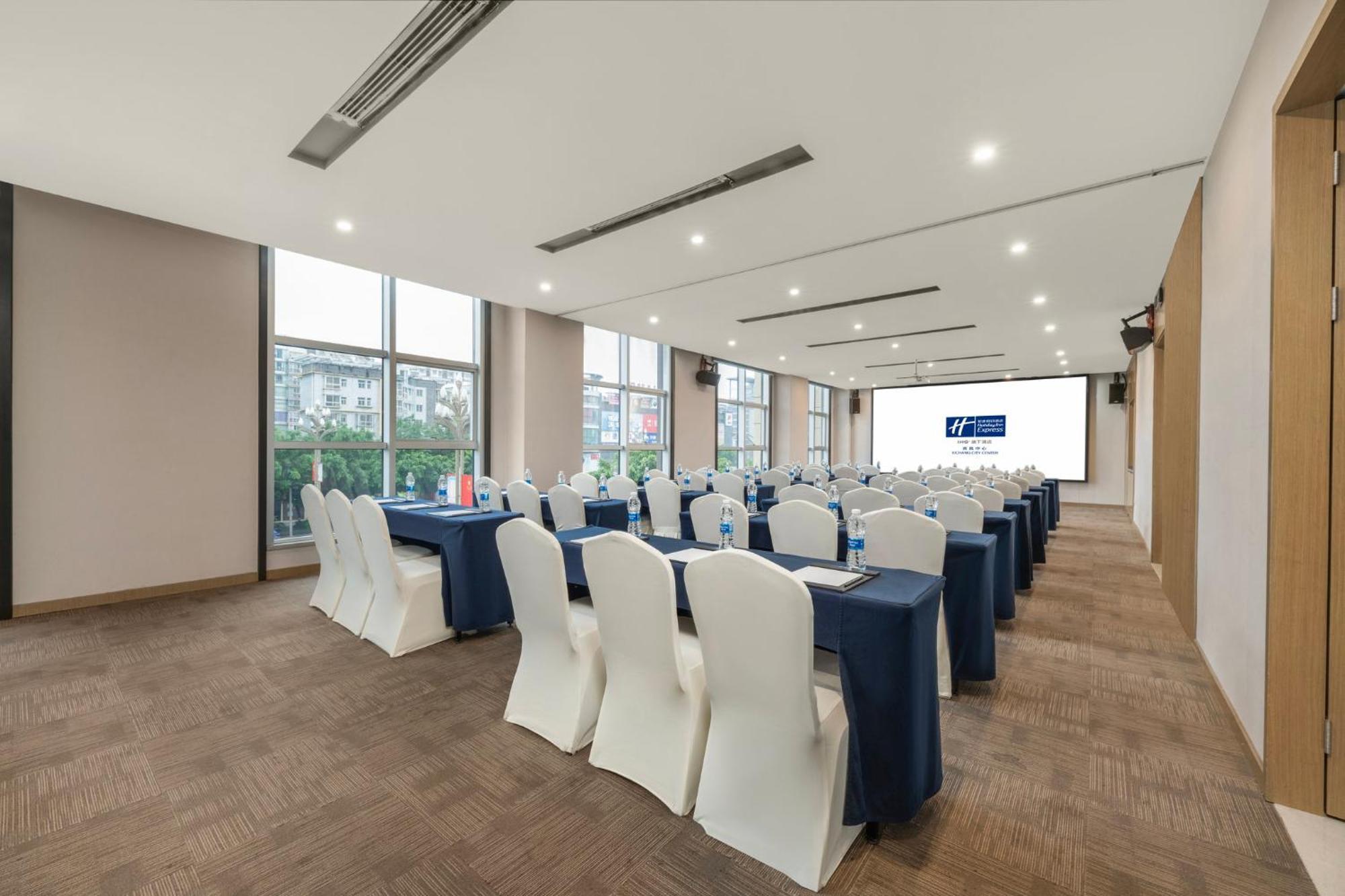 Holiday Inn Express - Xichang City Center By Ihg Zewnętrze zdjęcie