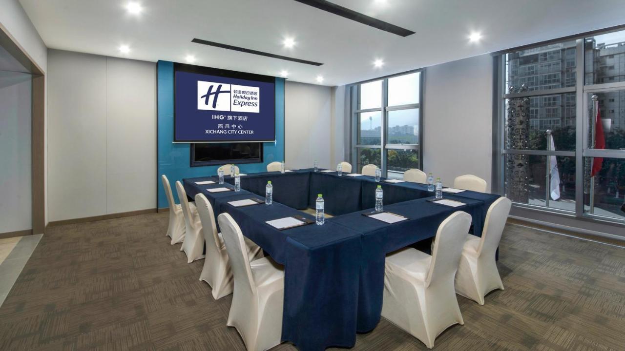 Holiday Inn Express - Xichang City Center By Ihg Zewnętrze zdjęcie