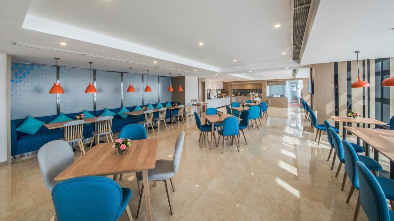Holiday Inn Express - Xichang City Center By Ihg Zewnętrze zdjęcie